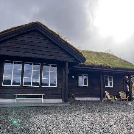Holiday home Great Family Overlooking Stordalen