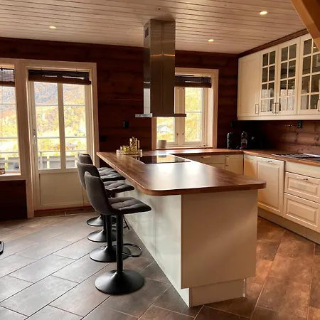Great Family Overlooking Stordalen Holiday home Masfjorden
