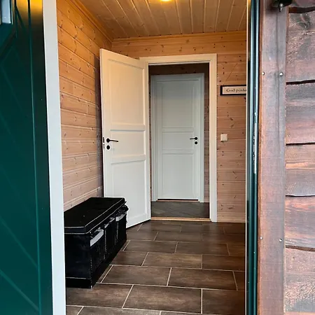 Drom Deg Bort Til Fjells Velkommen Til En Perle Av En *