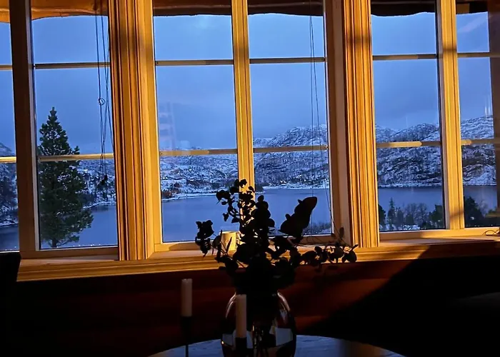 Drom Deg Bort Til Fjells Velkommen Til En Perle Av En Masfjorden